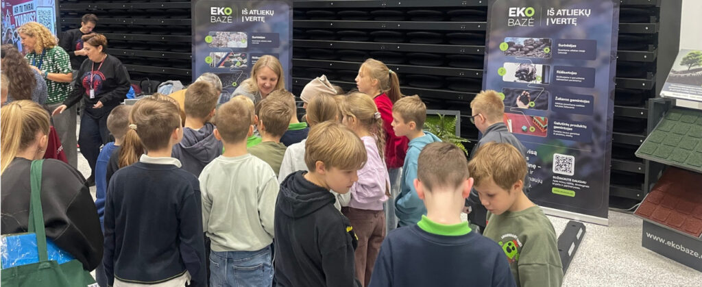 Ekobazės komanda Jaunimo tvarumo festivalyje Litexpo 2026 10 27